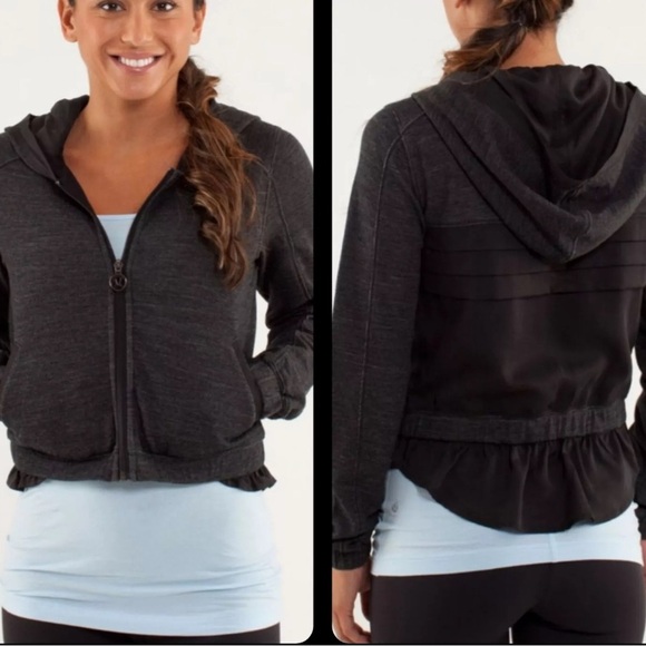 Lululemon Merino Wool Sattva Jacket Size 6 Black - EUC - Picture 1 of 7